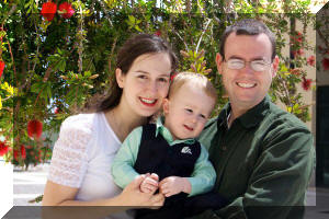 EasterFamilyBubba.jpg (78461 bytes)